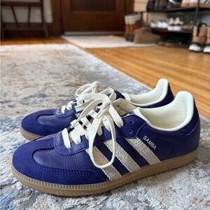Adidas Samba Women’s size 7.5 Like New!!!